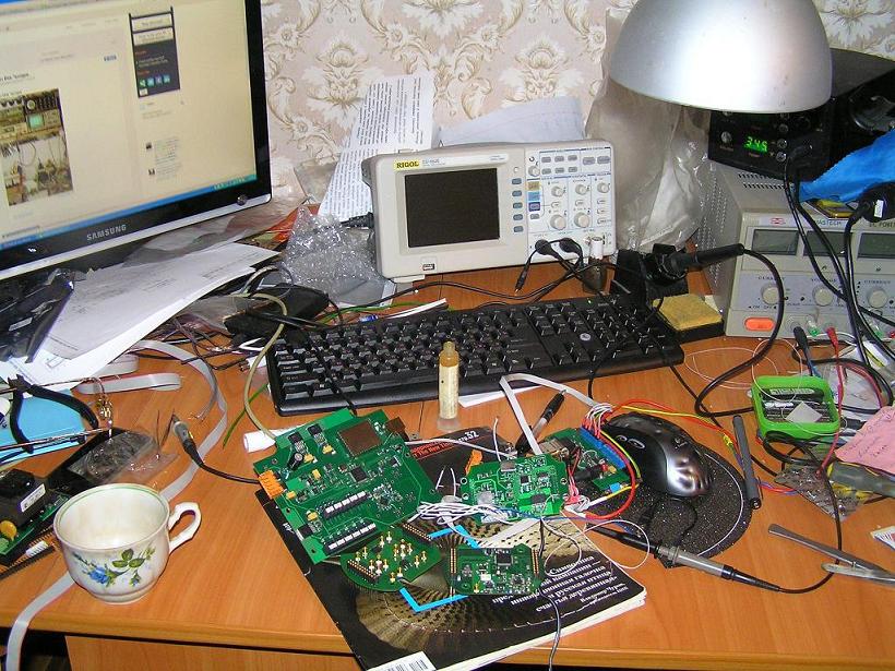 Начальный набор инструментов электронщика